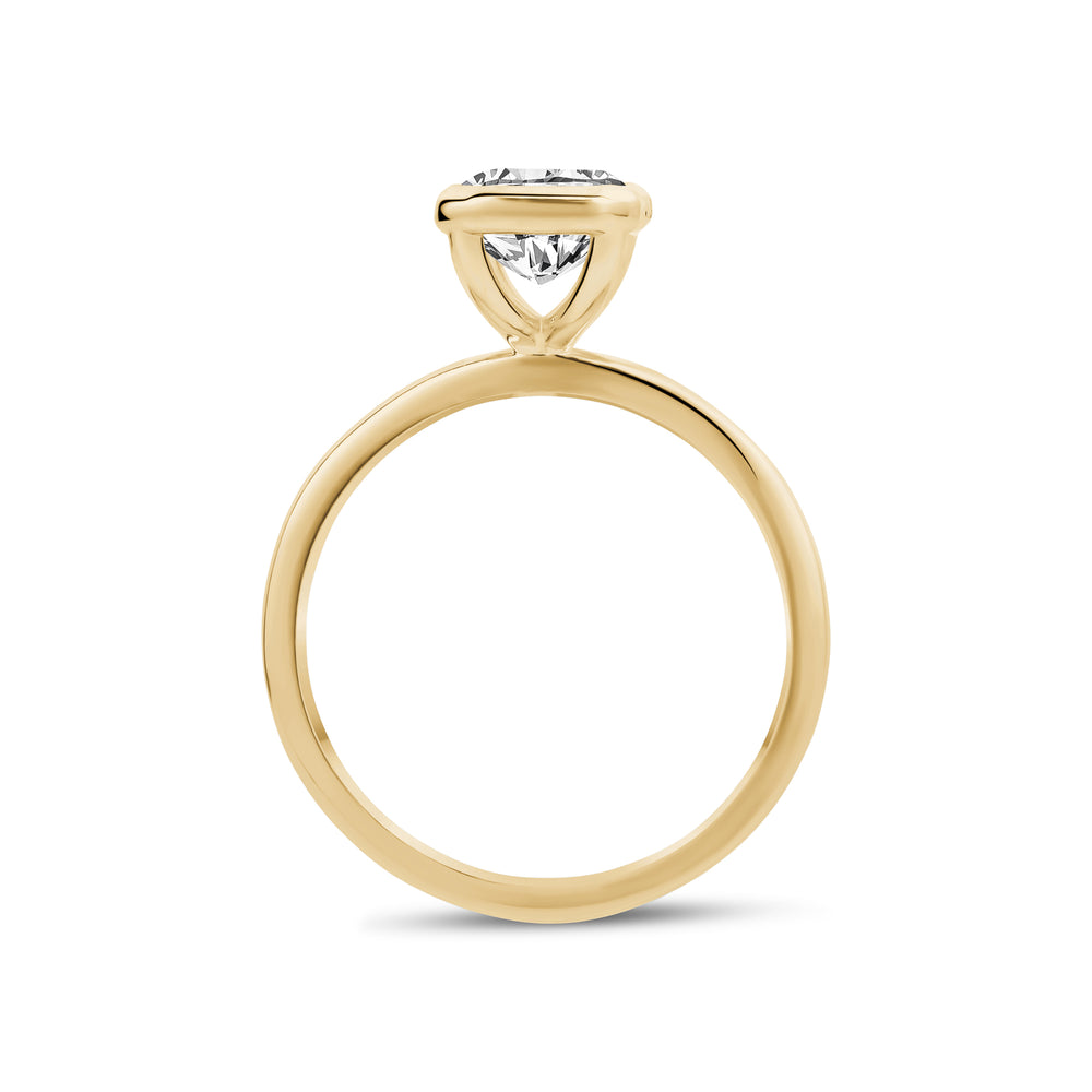 
                  
                    14K Gold Bezel Set Emerald Diamond Ring - G.W Bands
                  
                