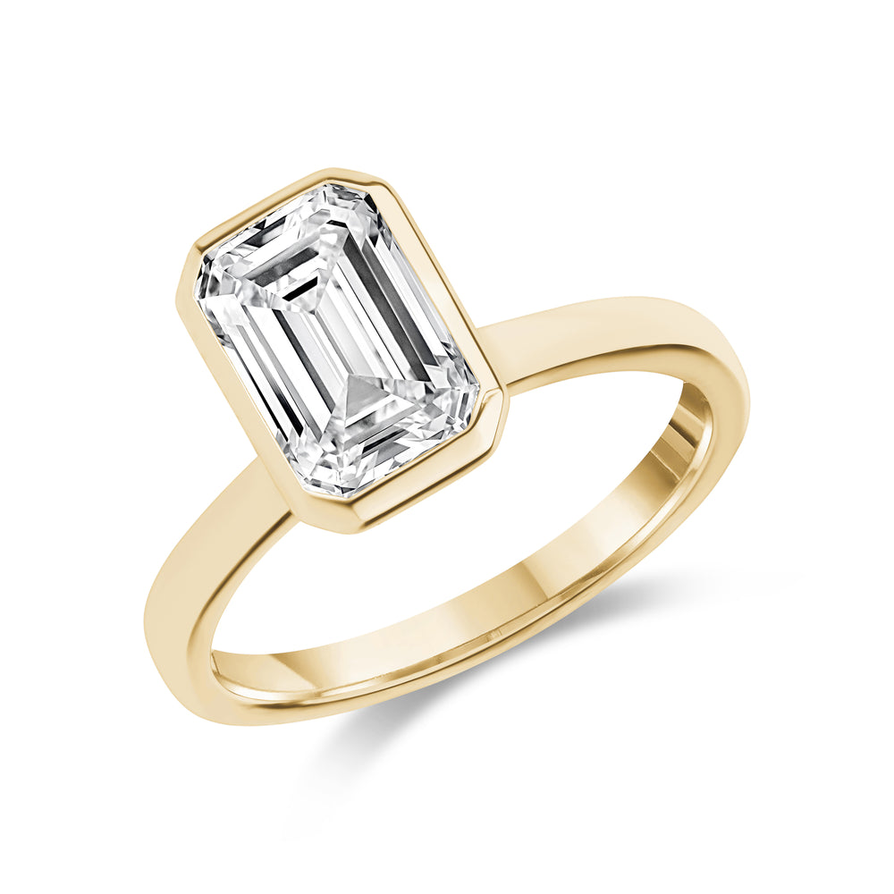 
                  
                    14K Gold Bezel Set Emerald Diamond Ring - G.W Bands
                  
                