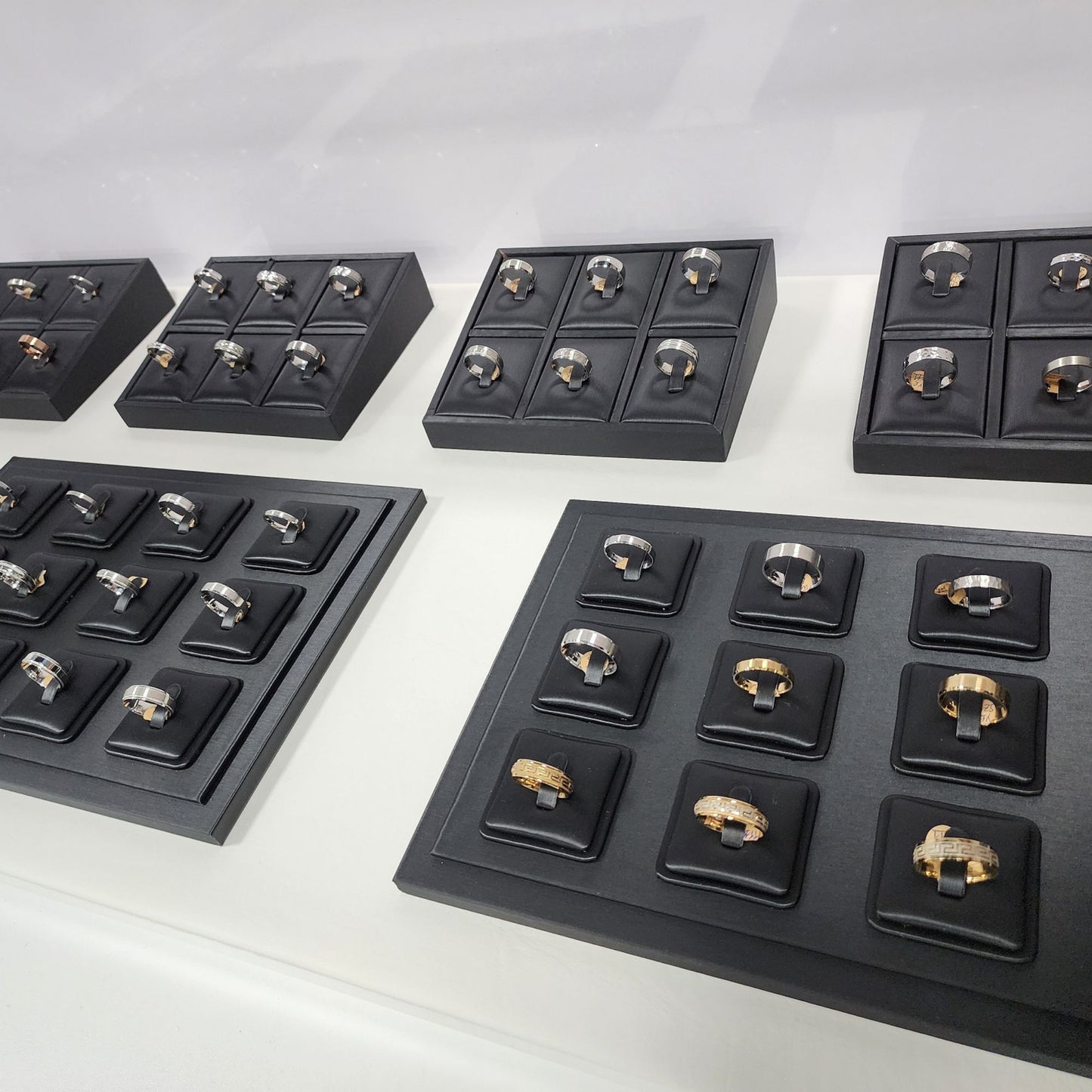 Montreal Showroom Booking - G.W Bands